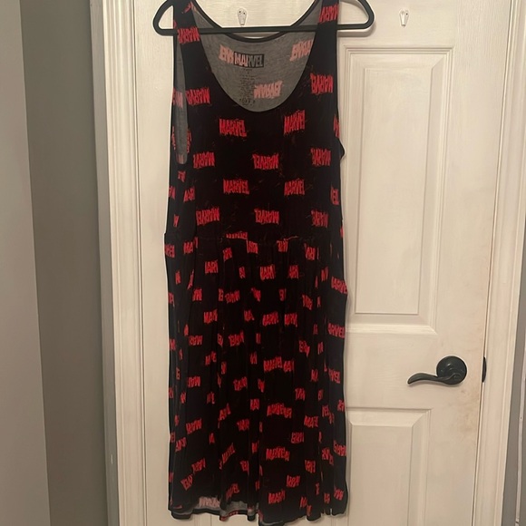 Marvel Dress - Picture 1 of 4